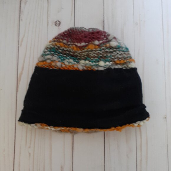 Chunky Knit Wool Beanie with Flower Gray Yellow - Picture 2 of 10